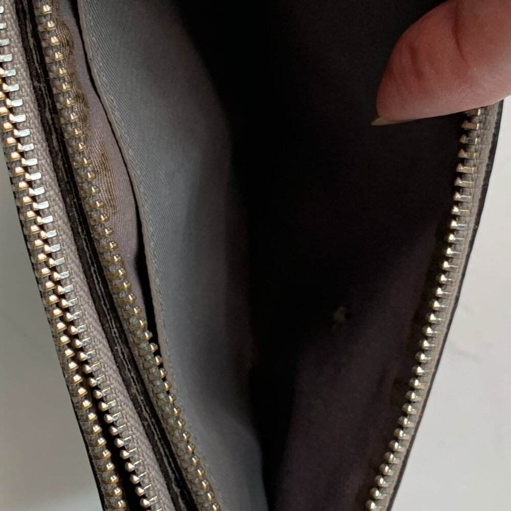 Coach  Double Zip Wristlet – Gray Crossgrain Leather - Picture 10 of 14